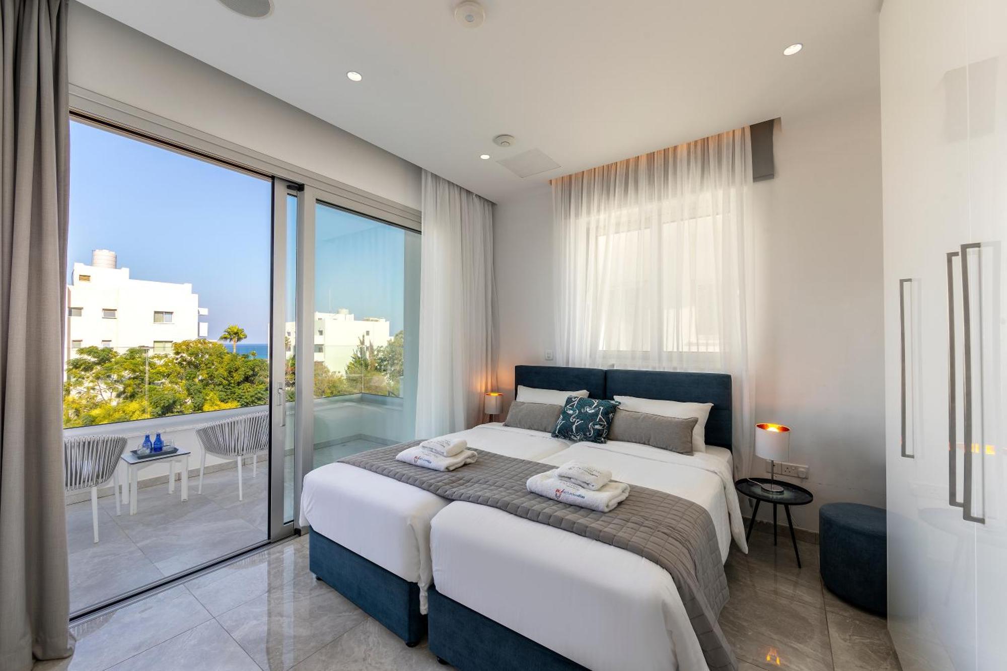 Fig Tree Bay Residences 7 プロタラス エクステリア 写真
