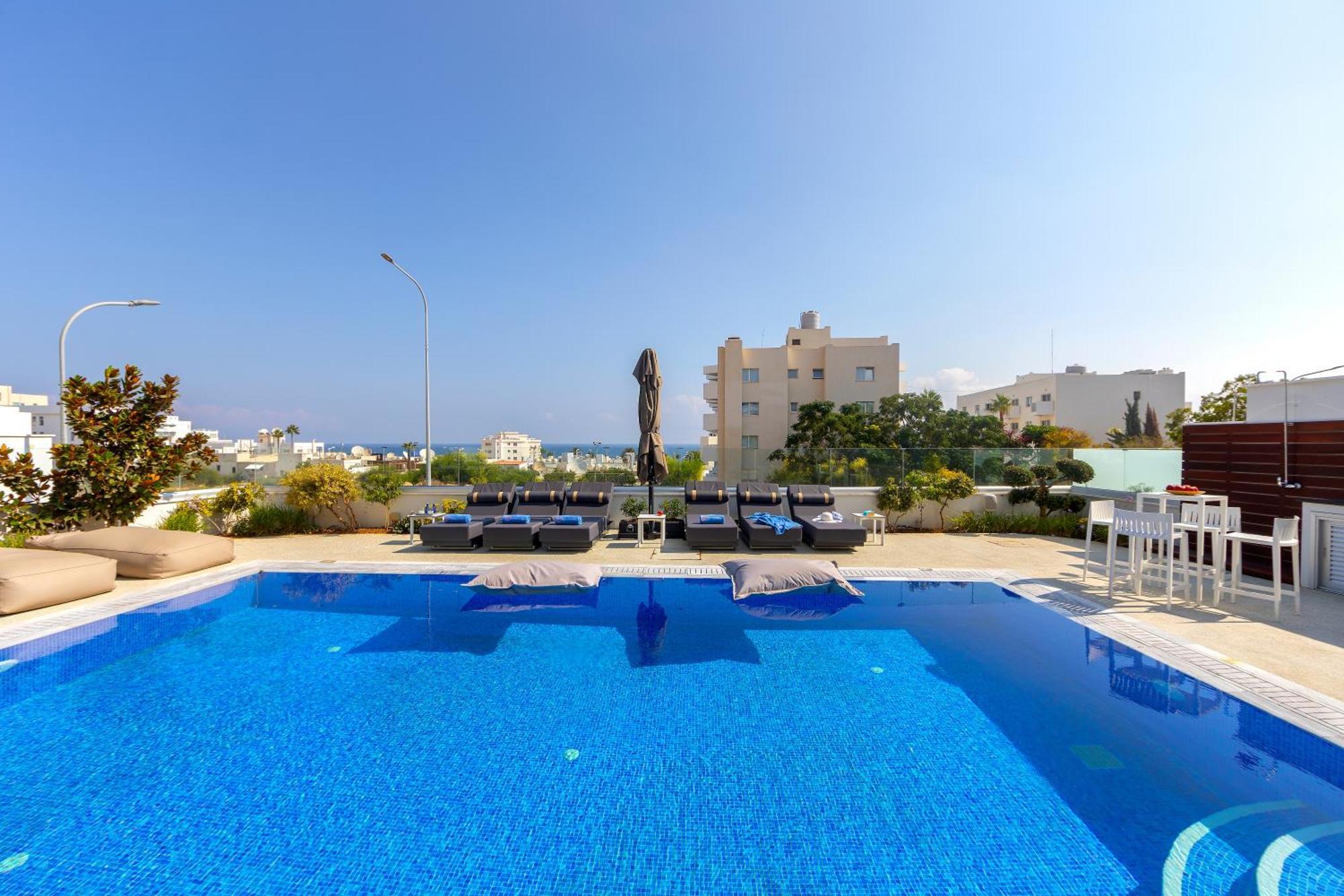 Fig Tree Bay Residences 7 プロタラス エクステリア 写真