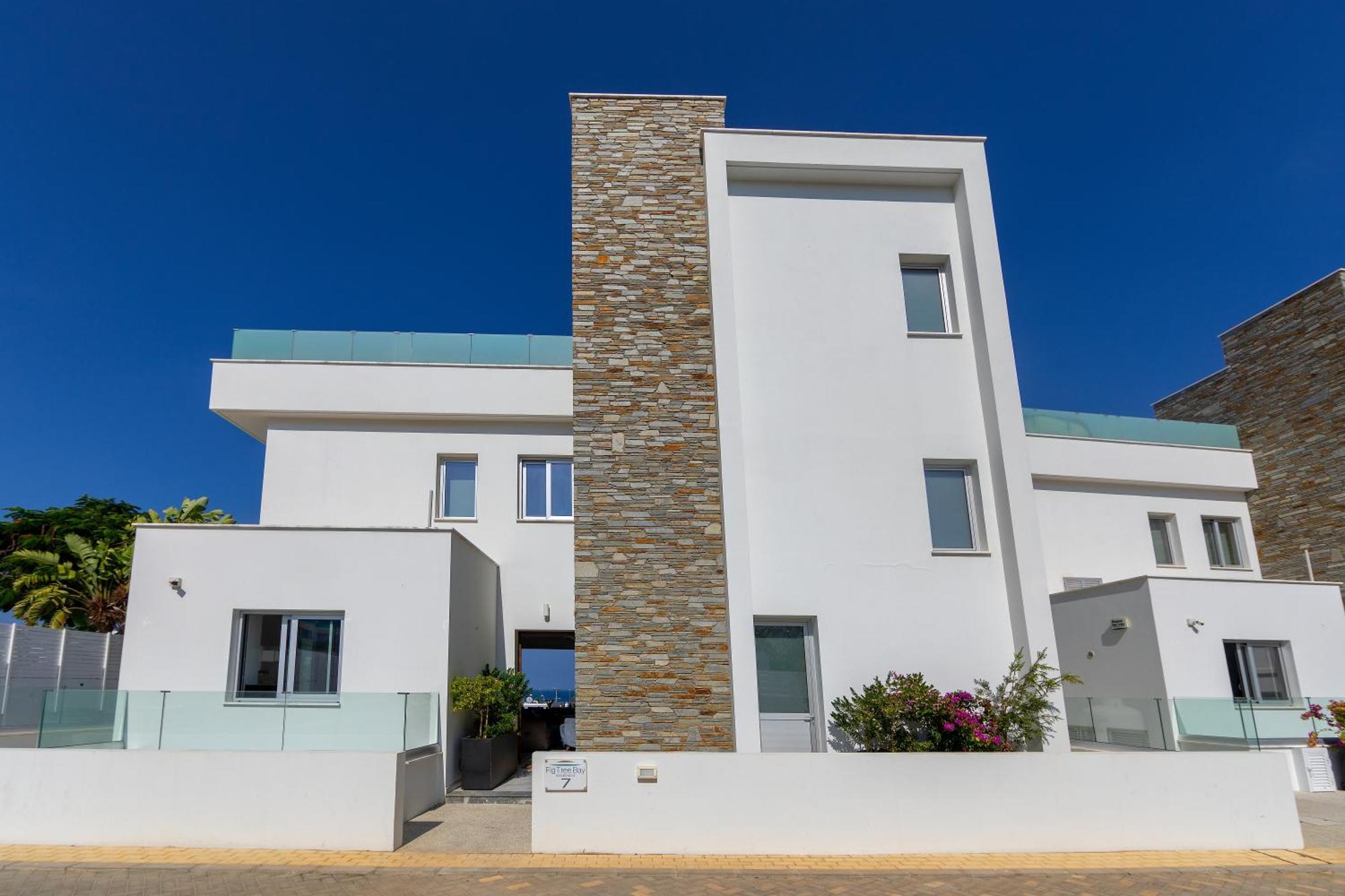 Fig Tree Bay Residences 7 プロタラス エクステリア 写真