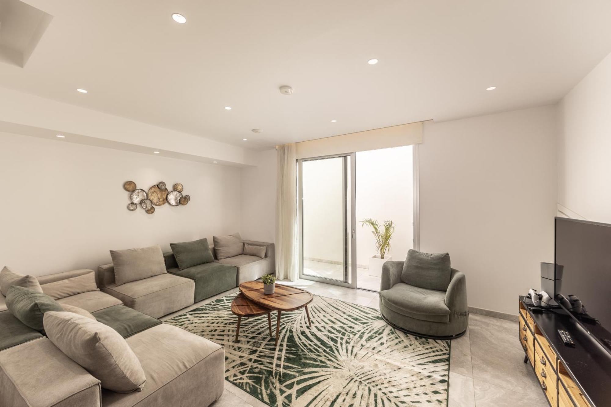 Fig Tree Bay Residences 7 プロタラス エクステリア 写真