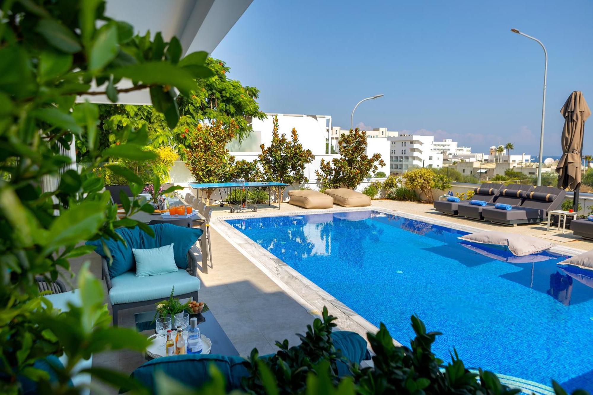 Fig Tree Bay Residences 7 プロタラス エクステリア 写真