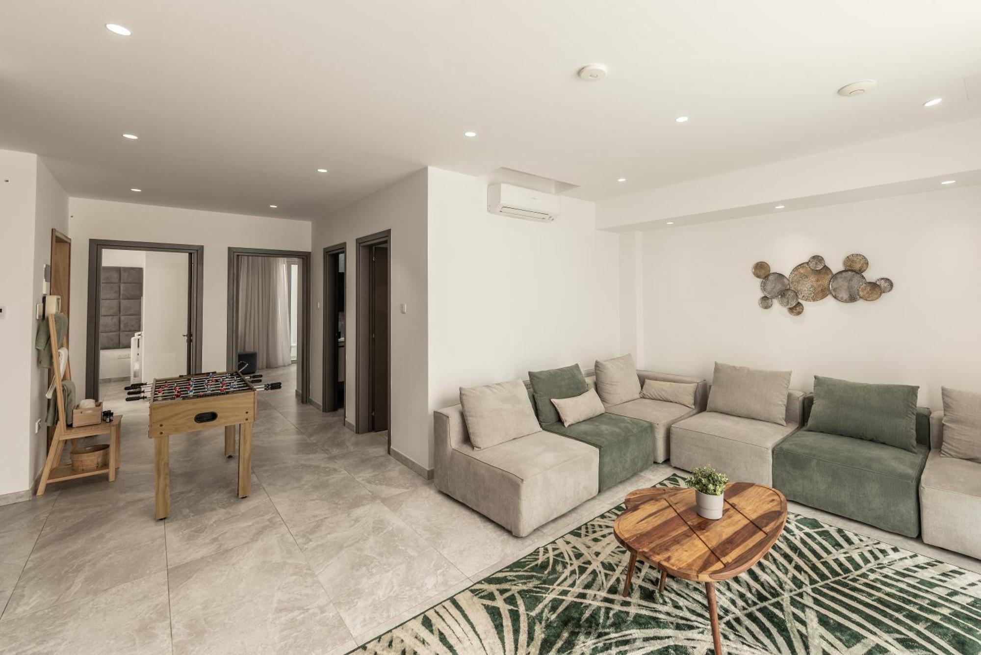 Fig Tree Bay Residences 7 プロタラス エクステリア 写真